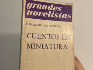 Cuentos en miniaturas