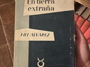 En tierra extraña
