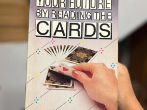 Tu futuro leyendo las cartas. Introducción a la cartomancia