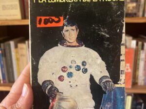 Un astronauta… Y la lumbrera de la noche