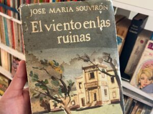 El viento en las ruinas