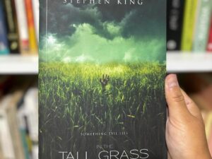 In the tall grass (En la hierba alta)