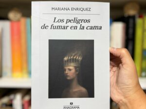 Los peligros de fumar en la cama