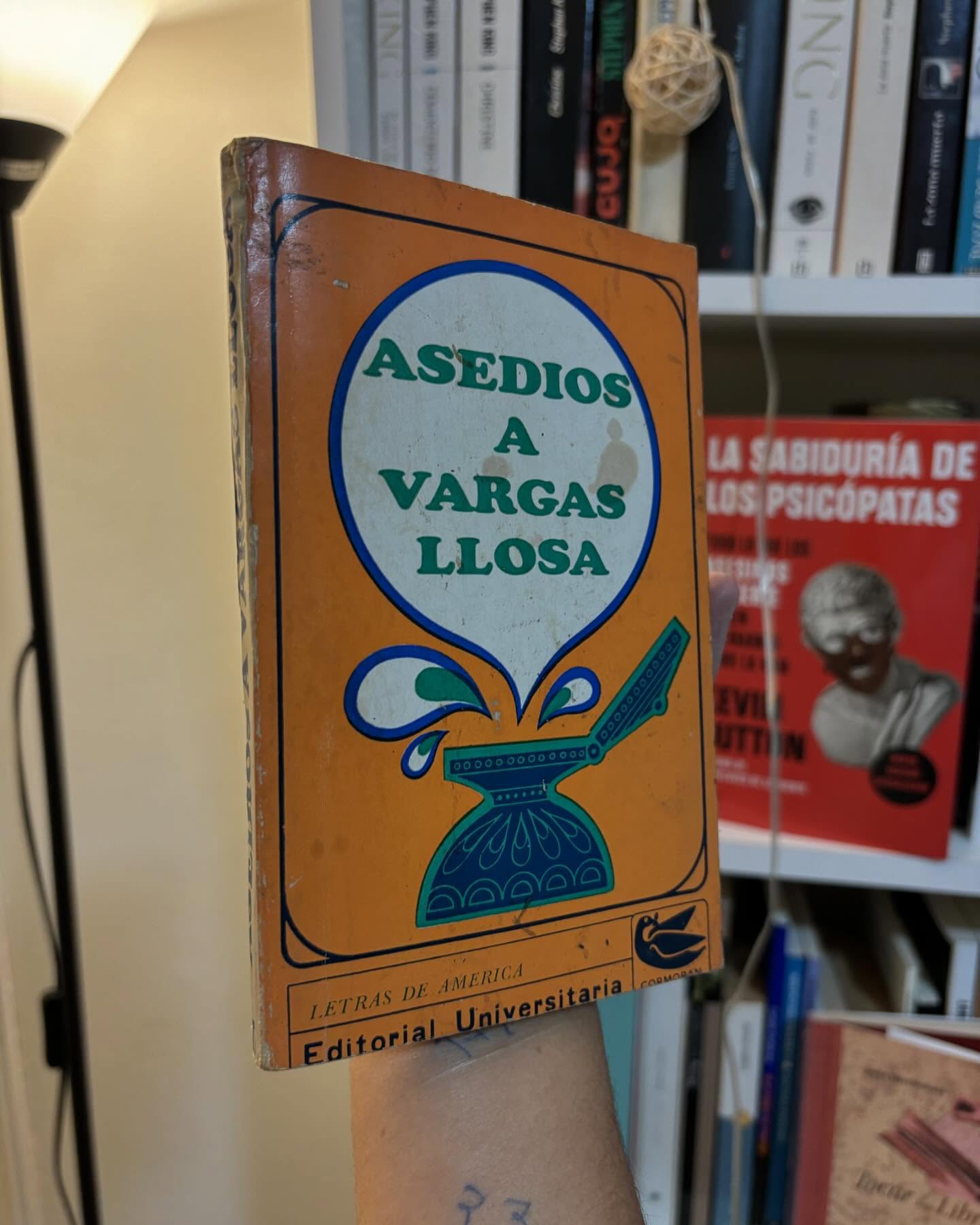 Asedios a Vargas Llosa - Imagen 2