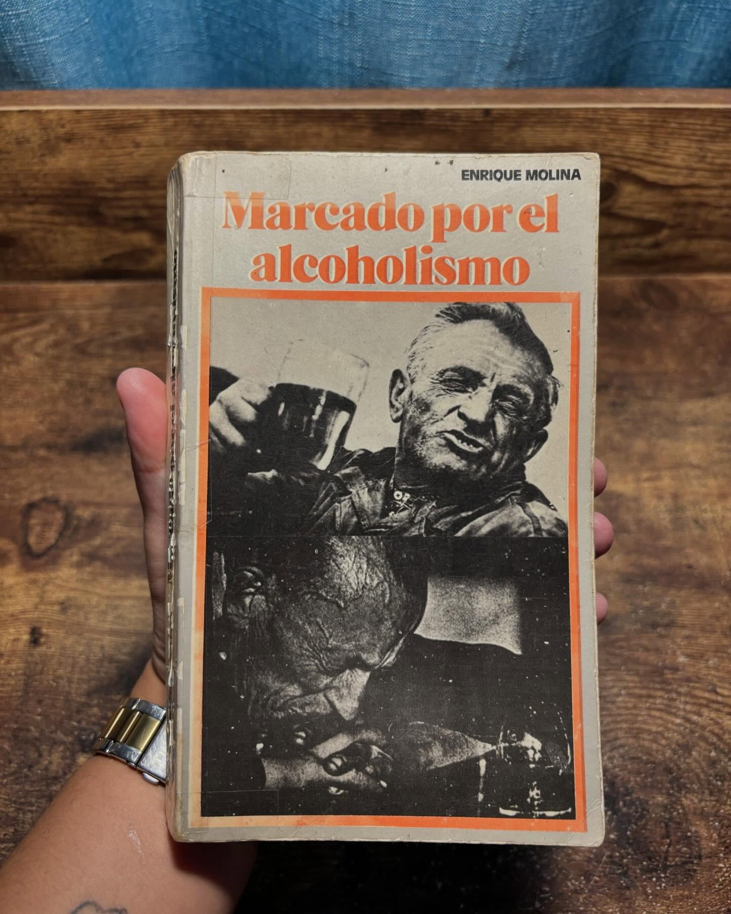 Marcado por el alcoholismo