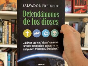 Defendámonos de los dioses