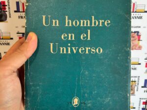 Un hombre en el universo