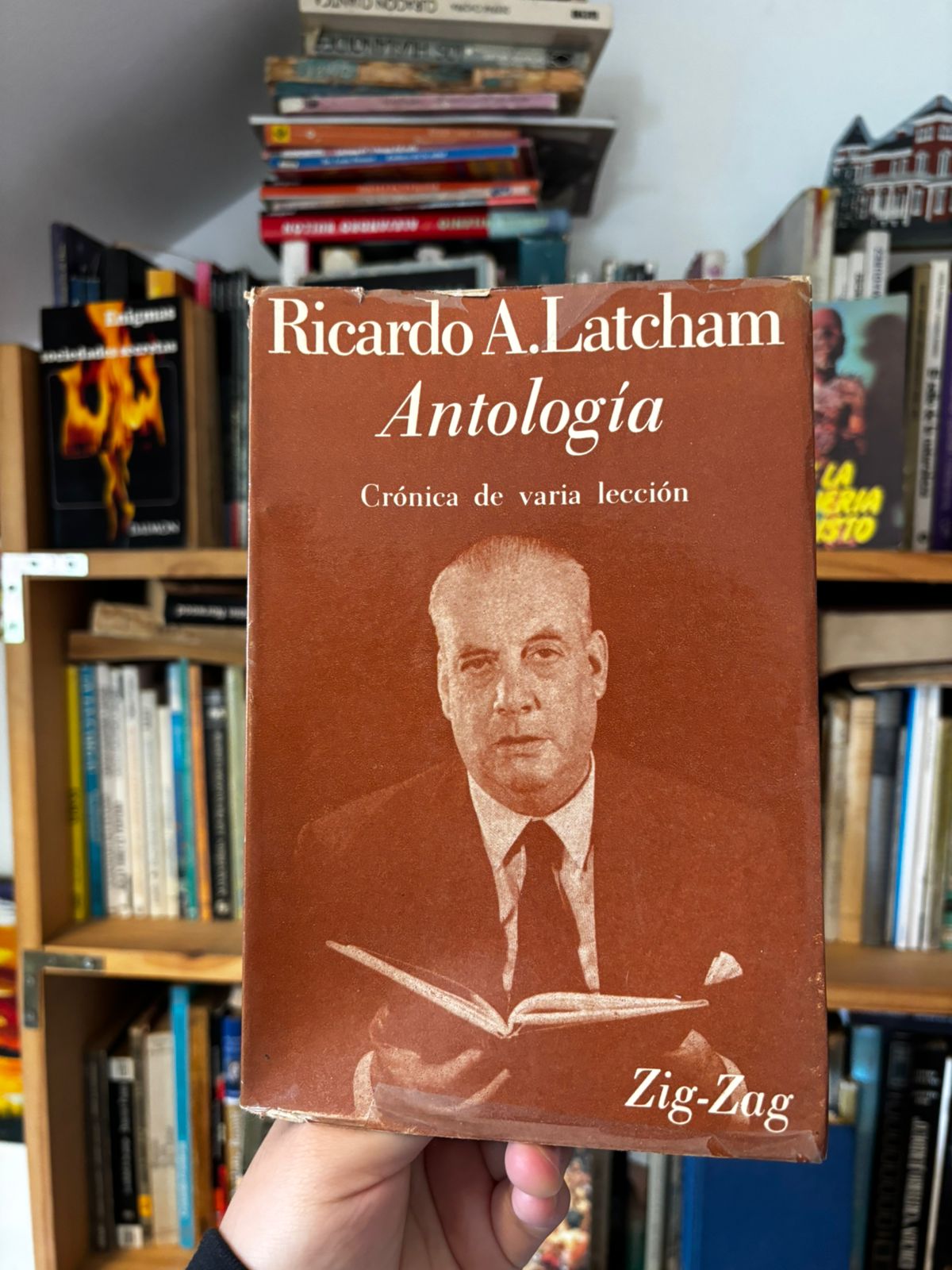 Antología. Crónica de varia lección