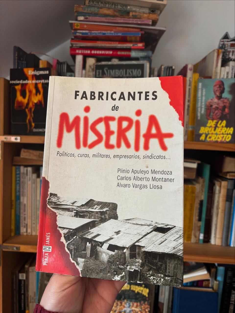 Fabricantes de miseria