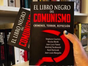 El libro negro del comunismo. Crímenes, Terror y Represión (2 tomos)