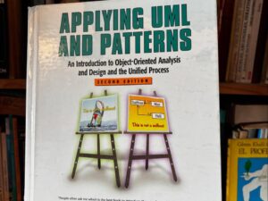 Applying UML and patterns