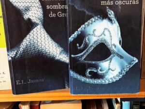 Cincuenta sombras de grey- Cincuenta sombras más oscuras