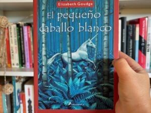 El pequeño caballo blanco (Tapa dura)
