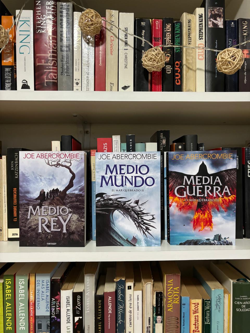 Saga "El mar quebrado"