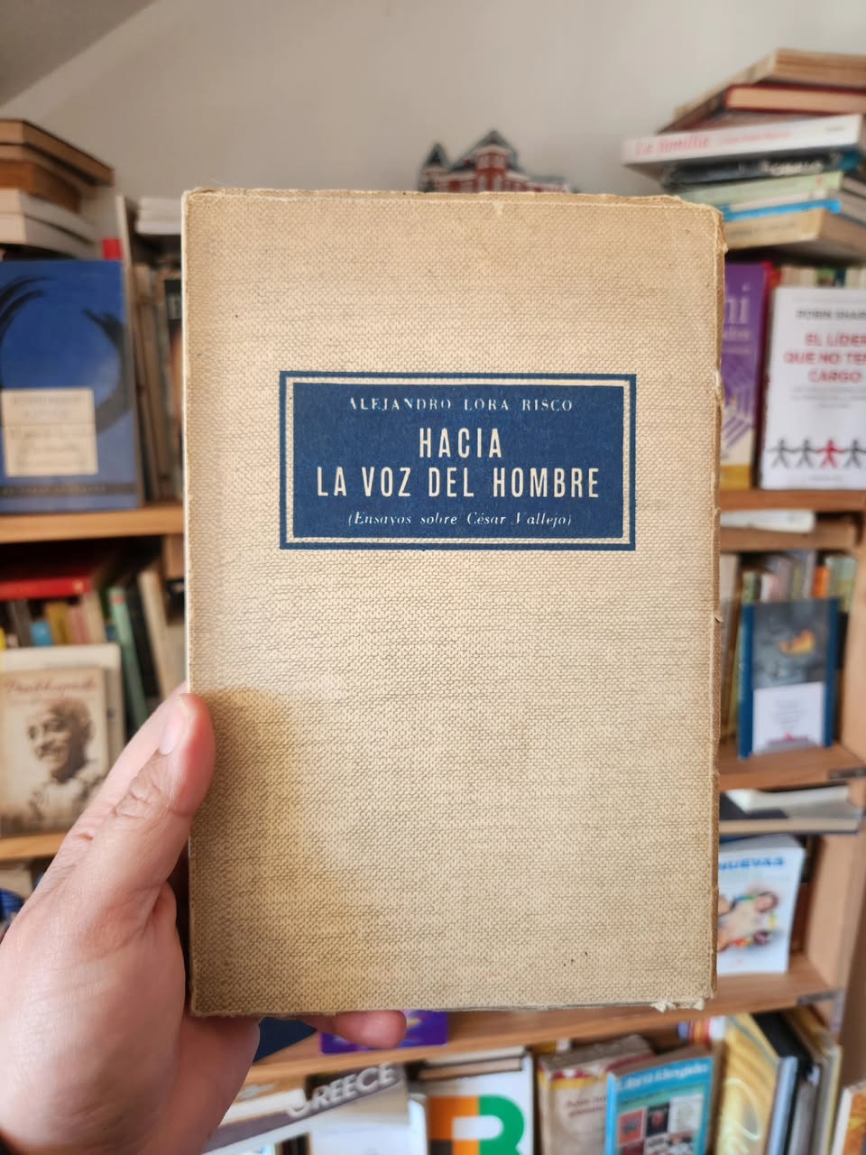 Hacia la voz del hombre