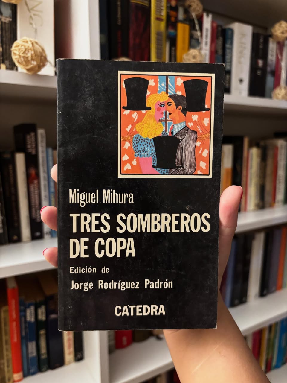 Tres sombreros de copa