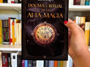 Dogma y ritual de la alta magia