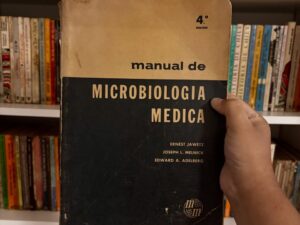 Manual de microbiología médica