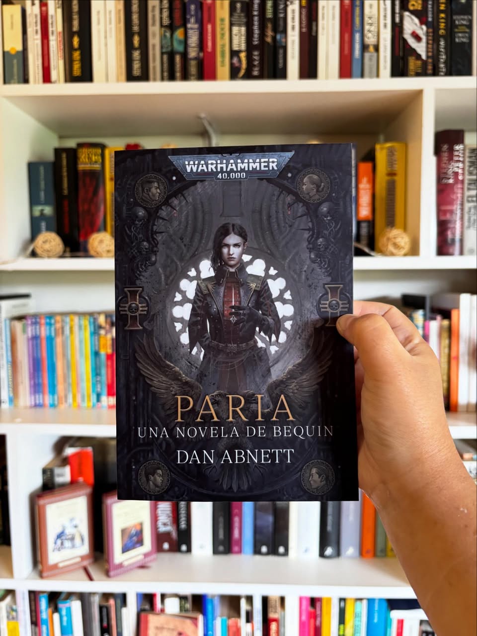 Paria, una novela de Bequin - Imagen 2