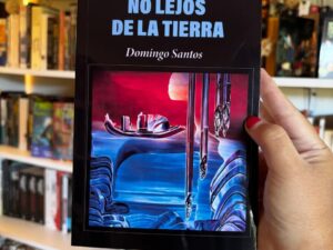 No lejos de la tierra