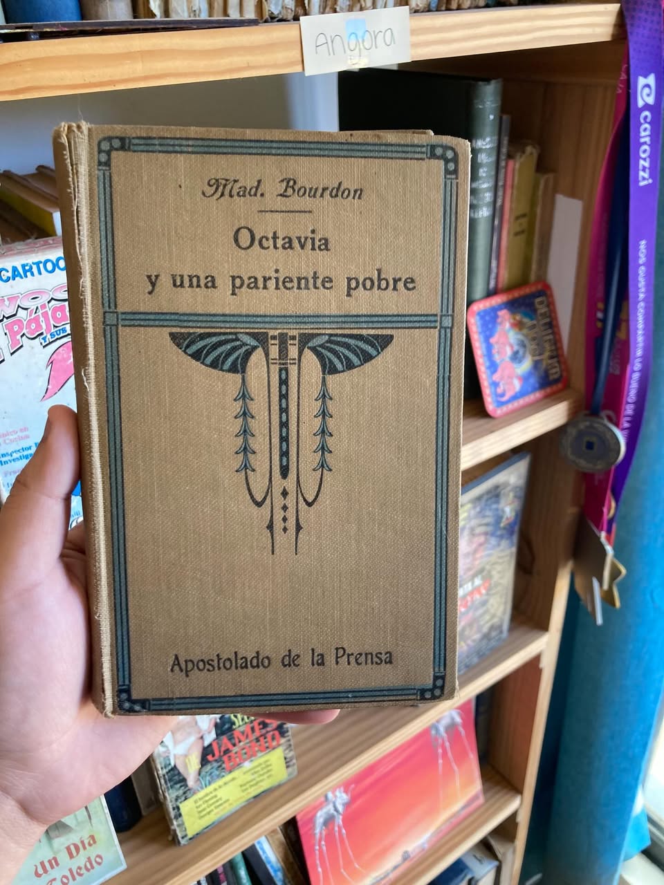 Octavia y una Pariente pobre