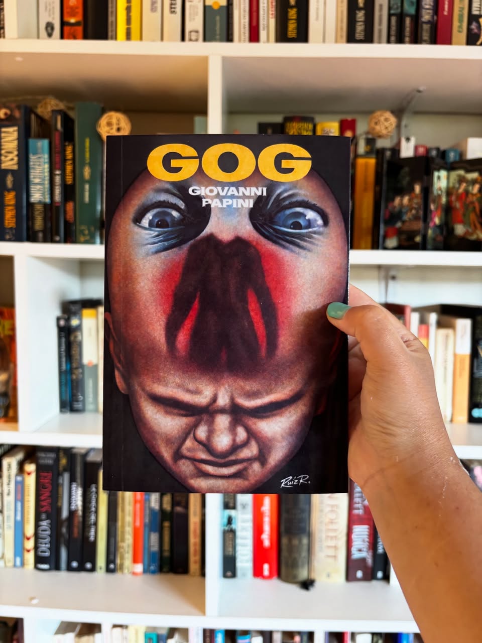GOG. El primer libro de la colección “Los olvidados”