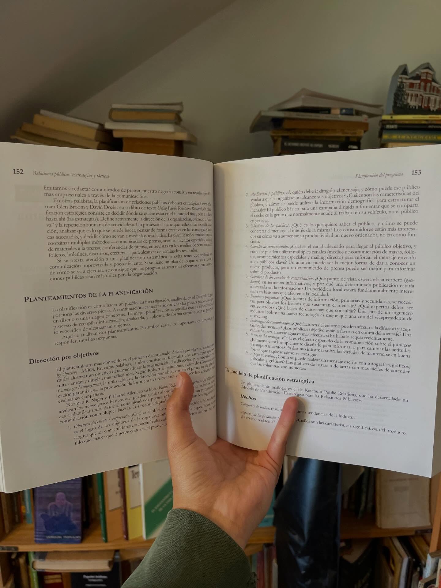 Relaciones públicas. Estrategias y Tácticas - Libros Frannie