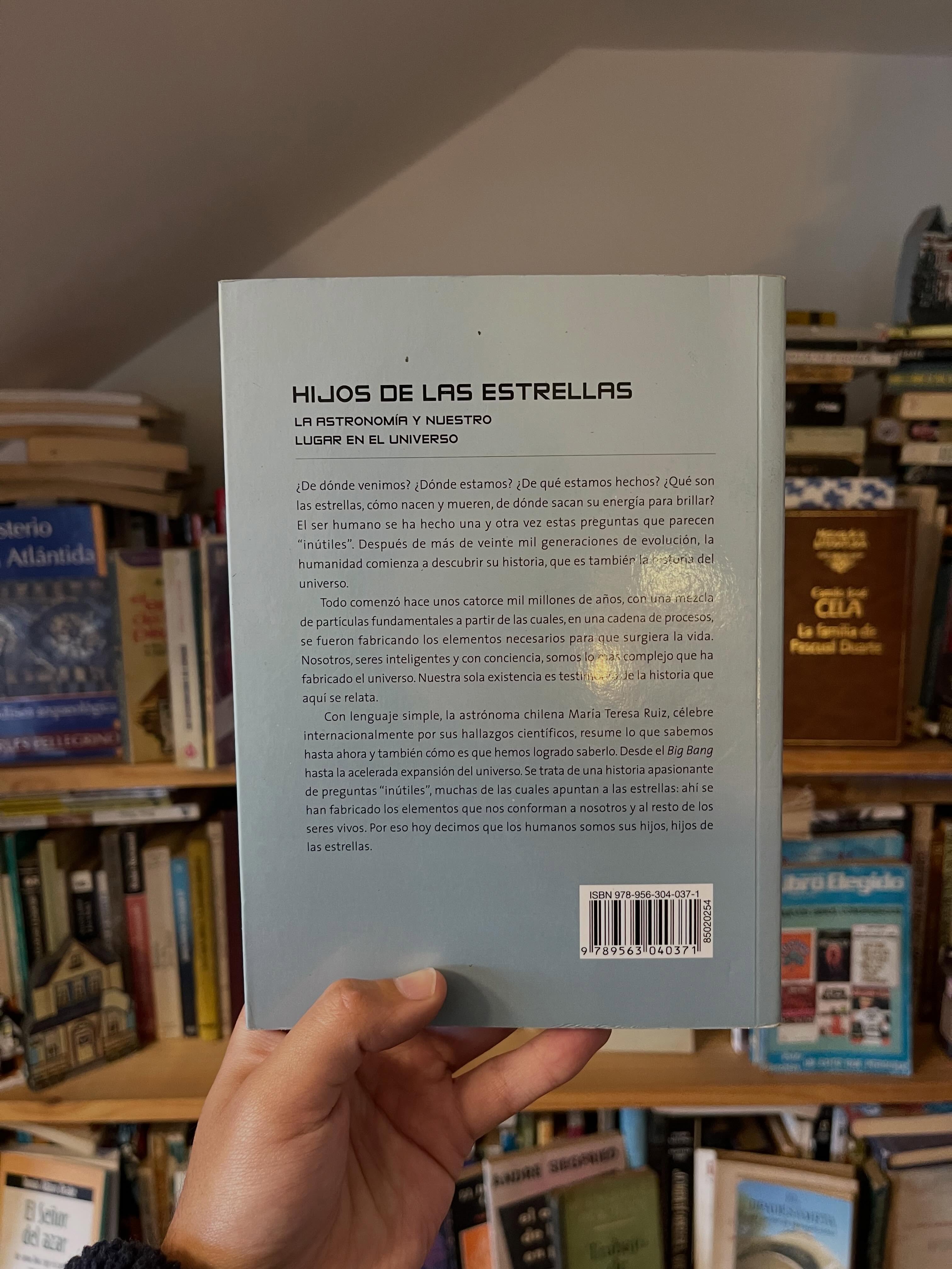 Hijos de las estrellas. La astronomía y nuestro lugar en el Universo - Libros Frannie