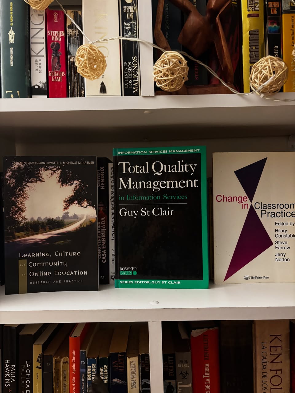 PACK INFORMATION & LIBRARY SCIENCE ESSENTIALS (EN INGLÉS) - Libros Frannie