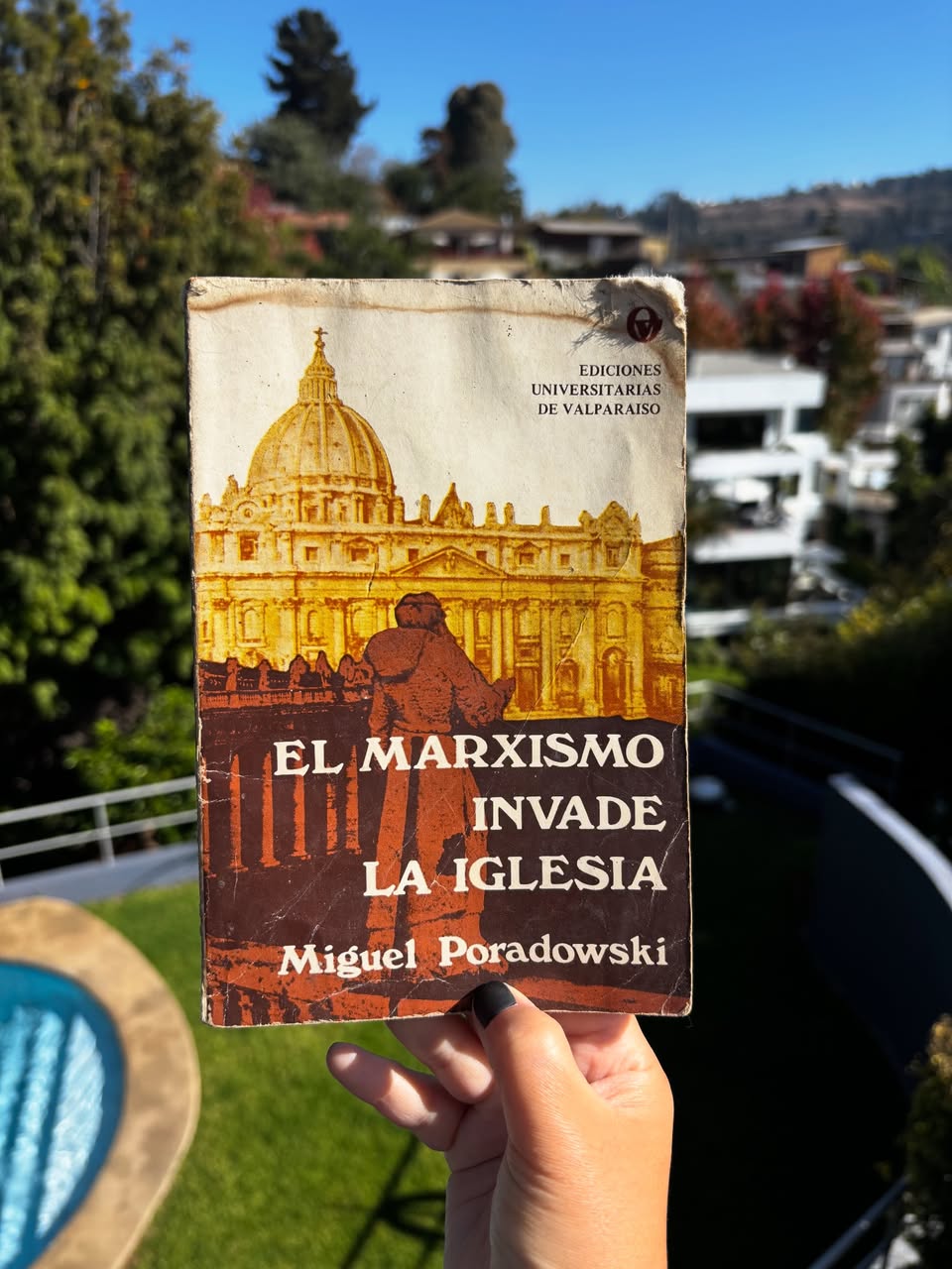 El marxismo invade la Iglesia - Libros Frannie