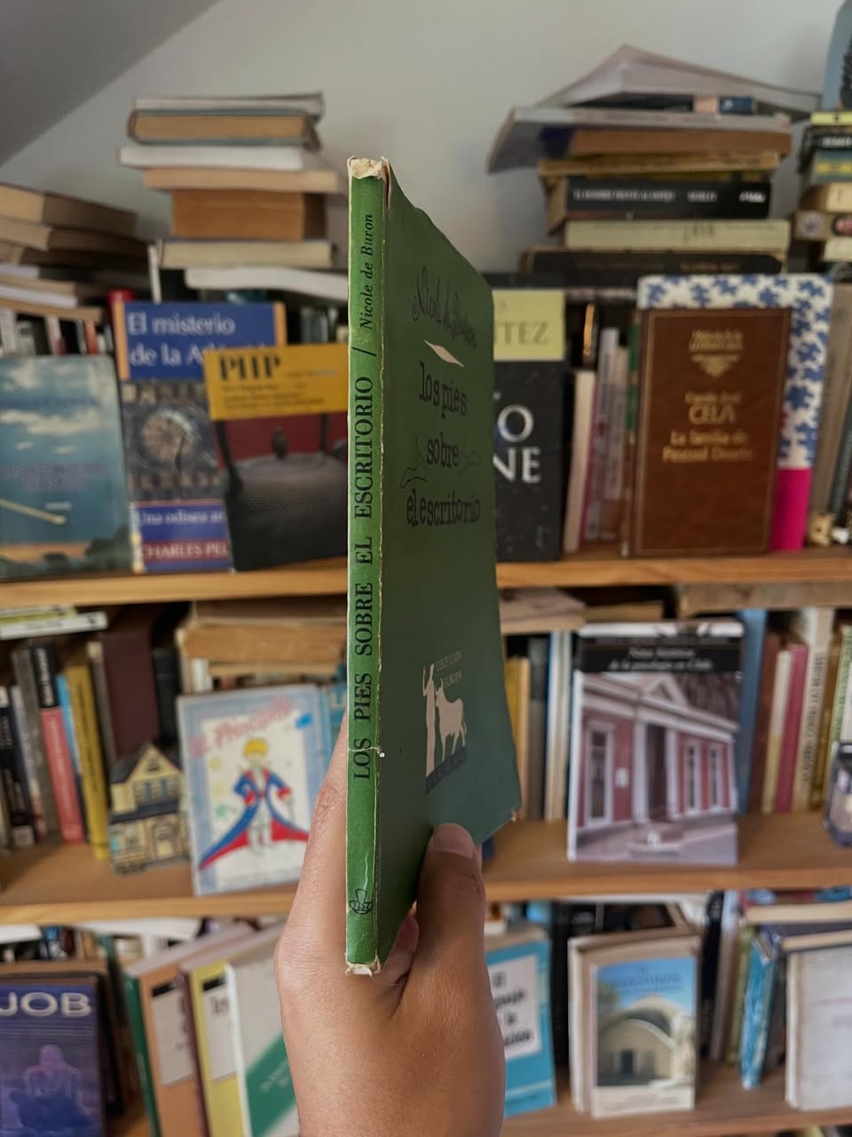 Los pies sobre el escritorio - Imagen 2