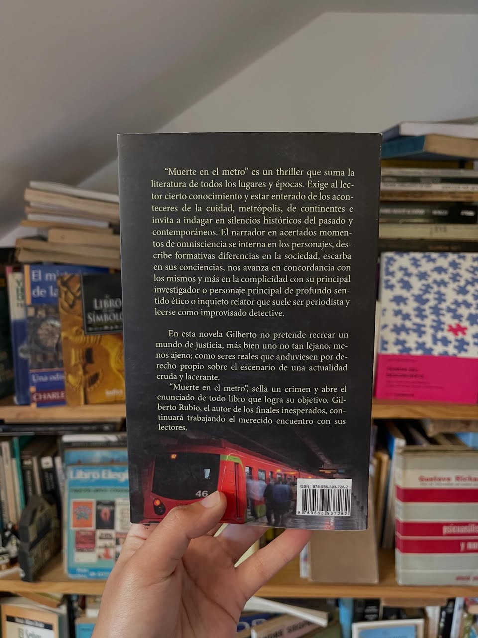 Muerte en el metro - Libros Frannie