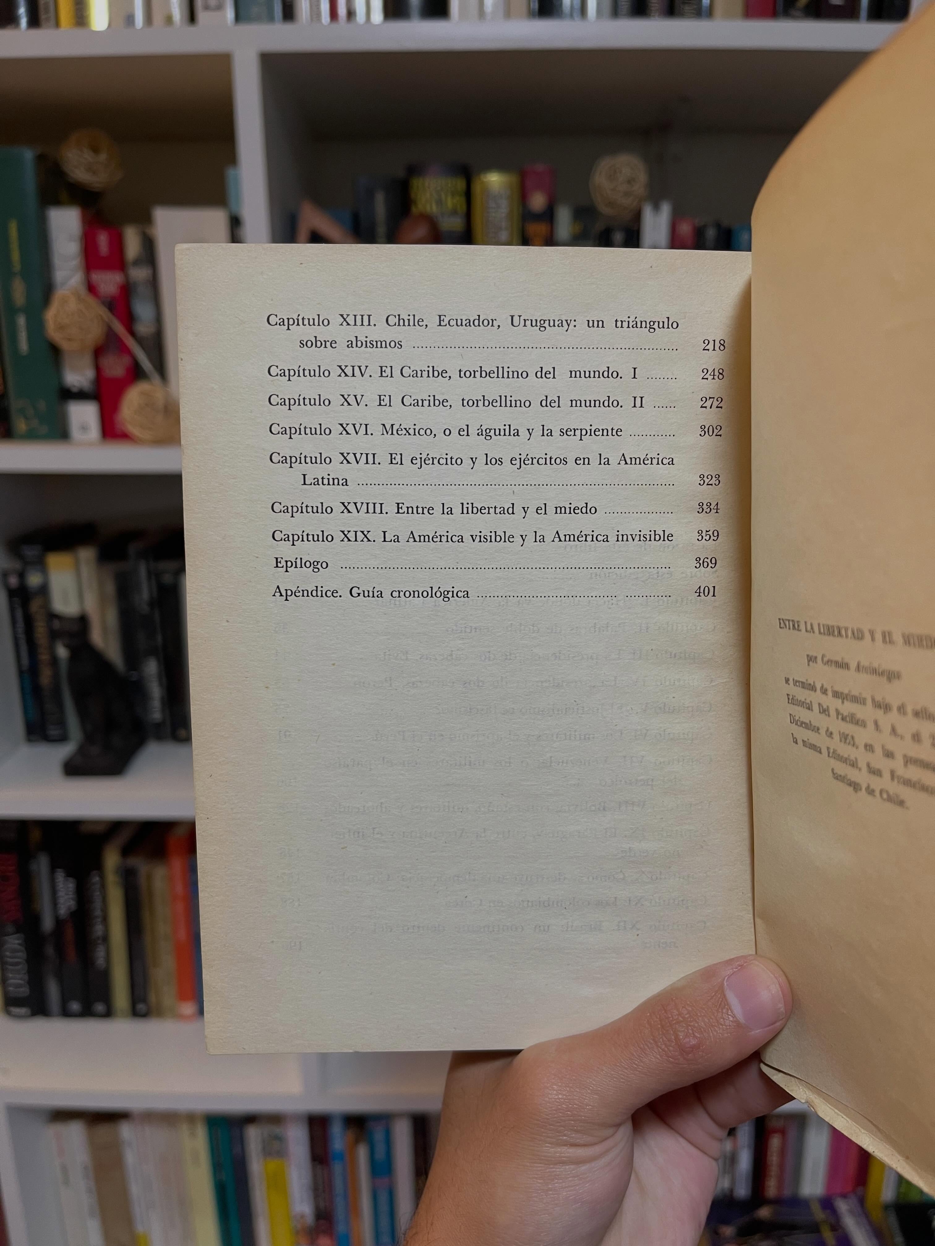 Entre la libertad y el miedo - Libros Frannie