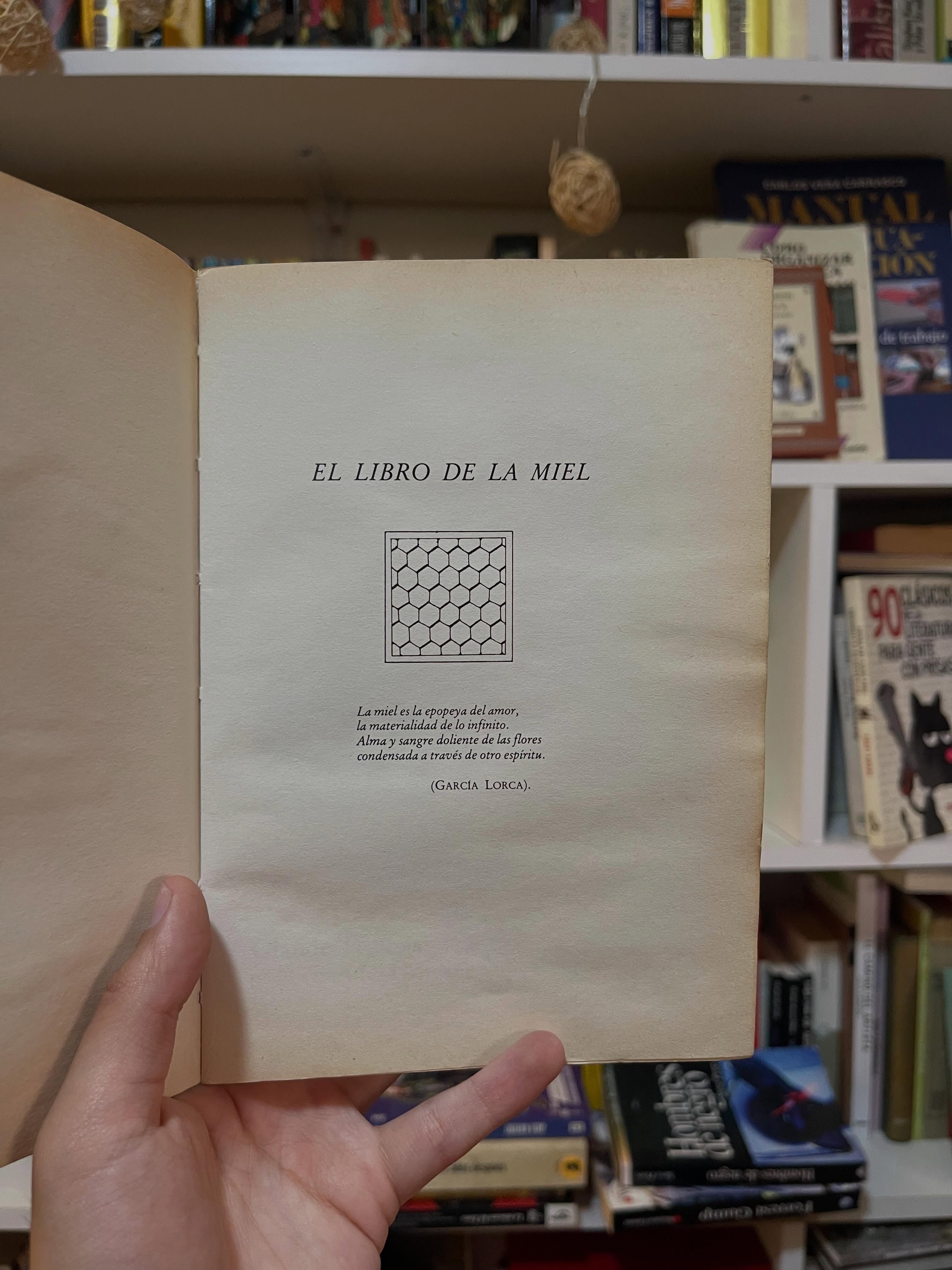 El libro de la miel - Libros Frannie