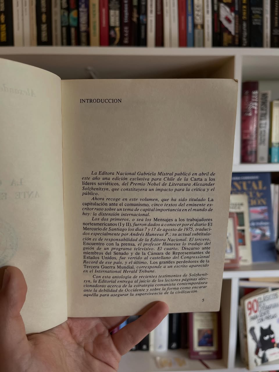 La capitulación ante el comunismo - Libros Frannie