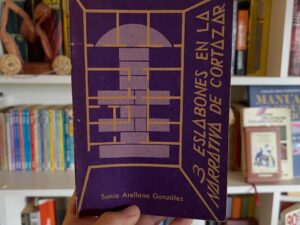 3 Eslabones en la cadena de Cortázar - Libros Frannie