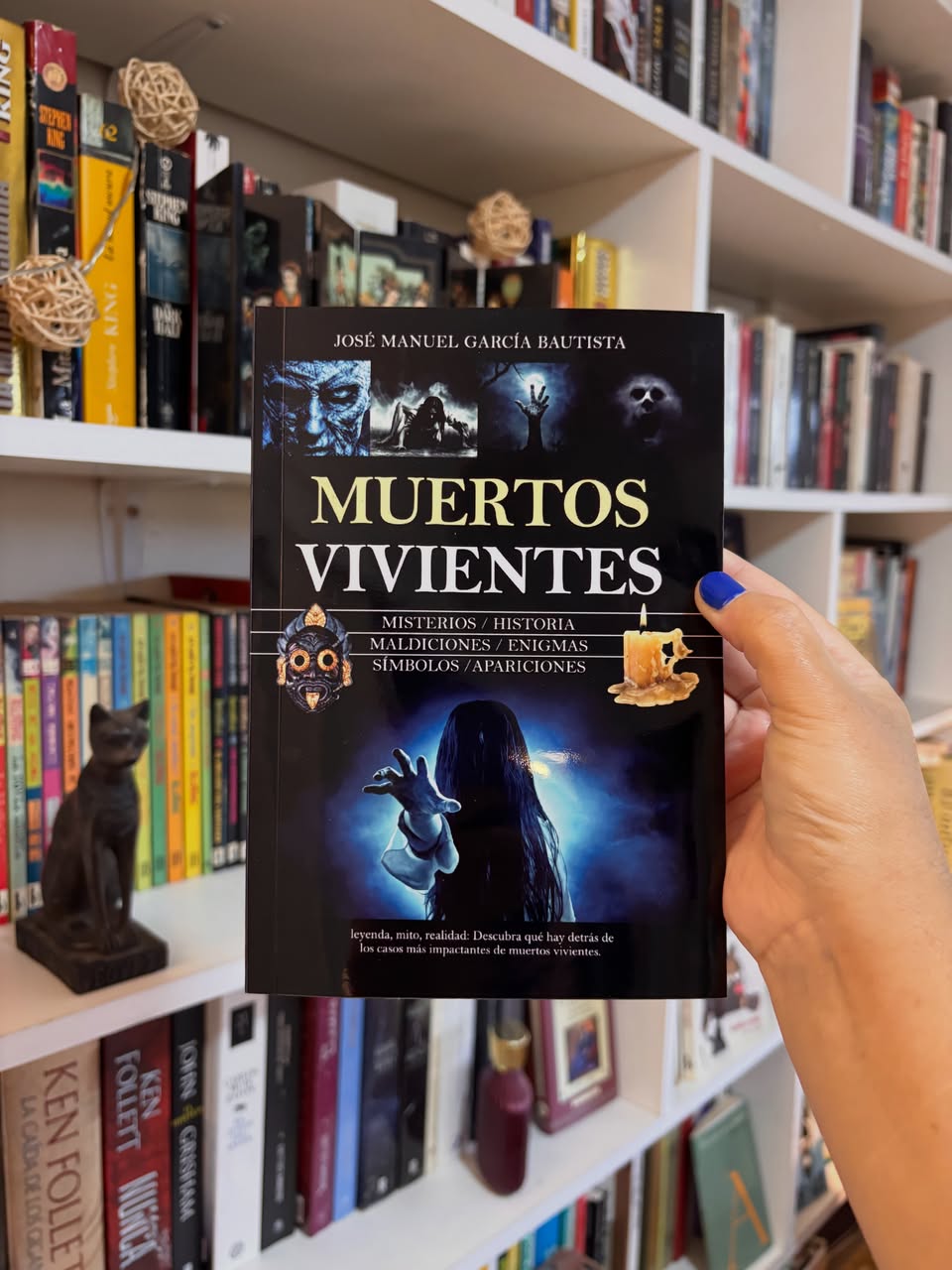 MUERTOS VIVIENTES