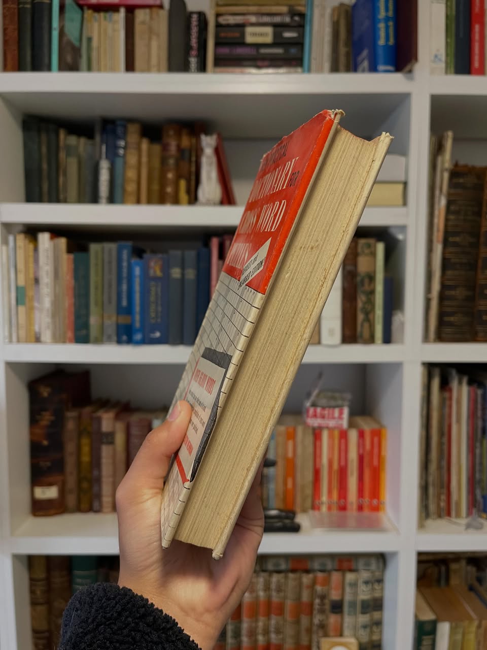 New Practical Dictionary for Cross Word Puzzles - Imagen 3