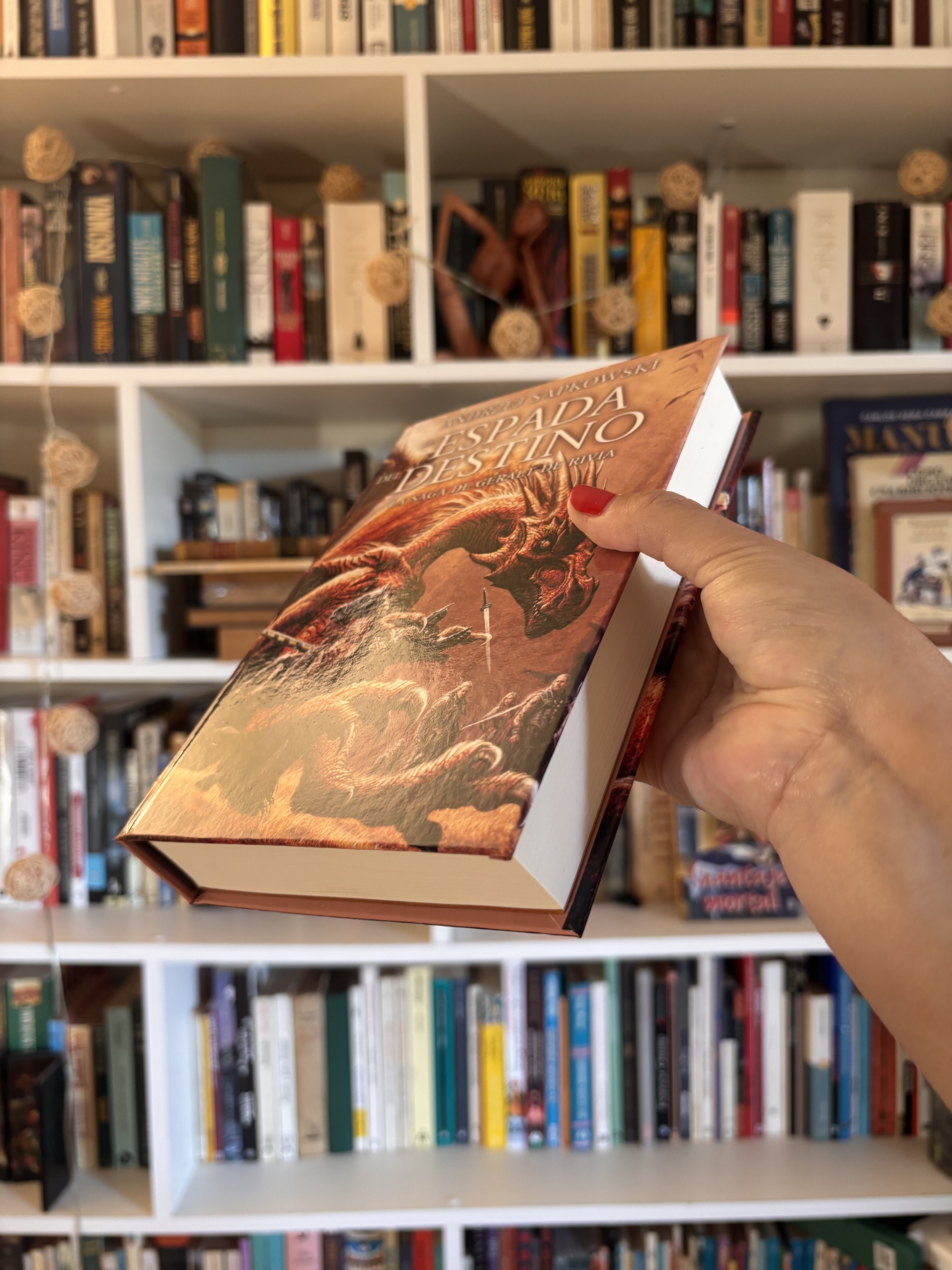 La espada del destino - tapa dura (The Witcher. Geralt de Rivia #2) - Imagen 4